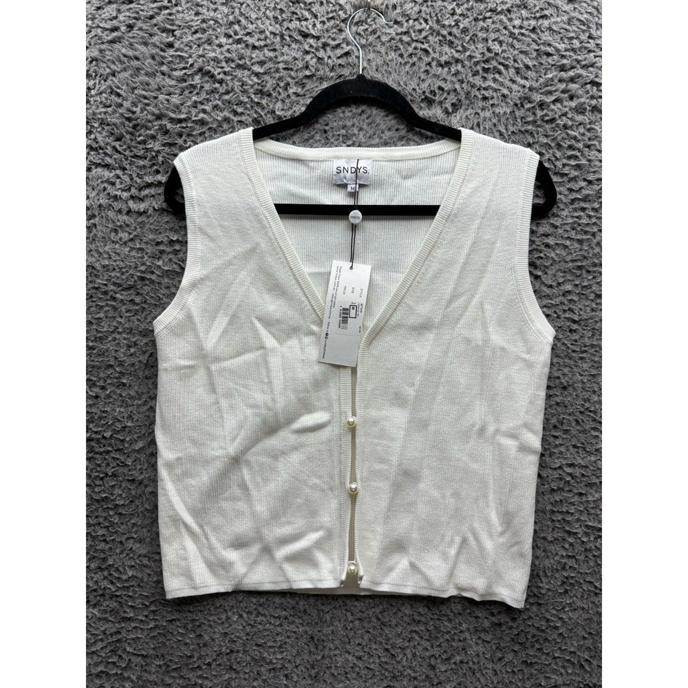 NWT‎ Sndys Sleeveless V-Neck Aspen Knit Top White w/ Pearl Buttons Womens Size M